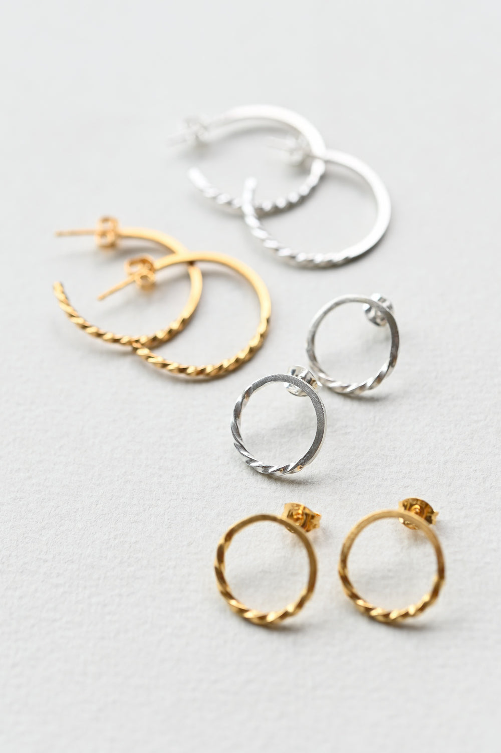 NEW Twisted Studs