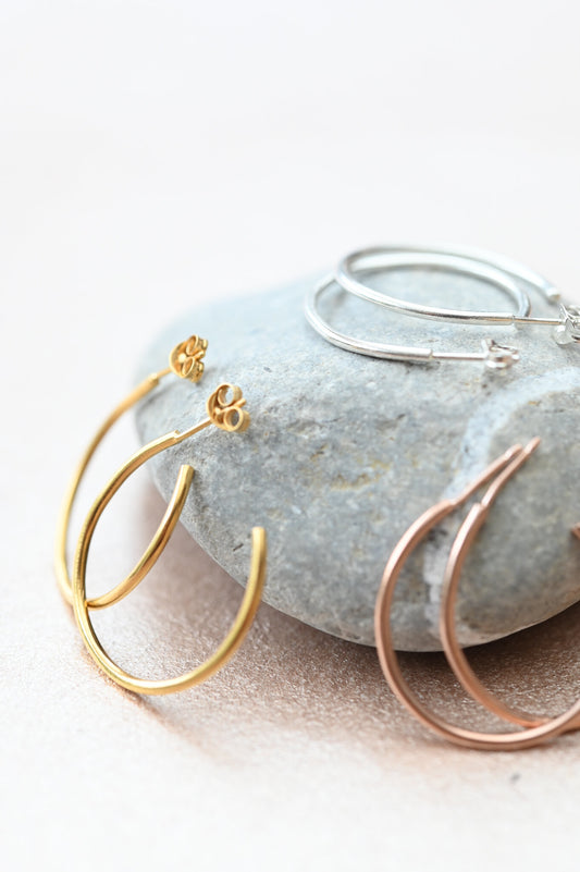 Hoops Sm,amy mead jewellery, amy mead, sterling silver small hoops, stunning silver hooops, gold plated sterling silver hoops, minimalist hoops, amy mead hoops, beautiful handmade jewellery, handmade jewellery, handmade in london, handmade jewellery in london, hoops