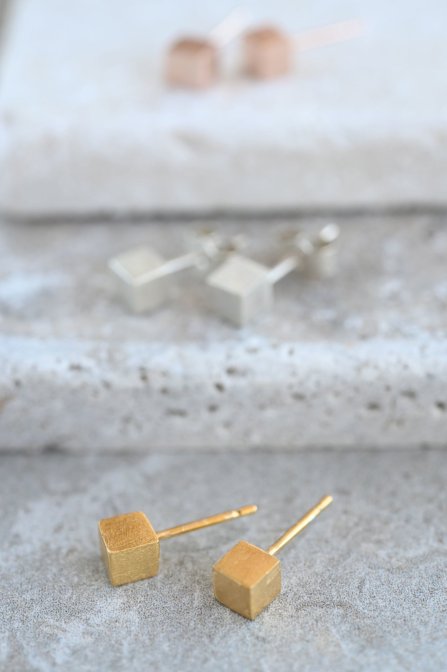 Cube Studs