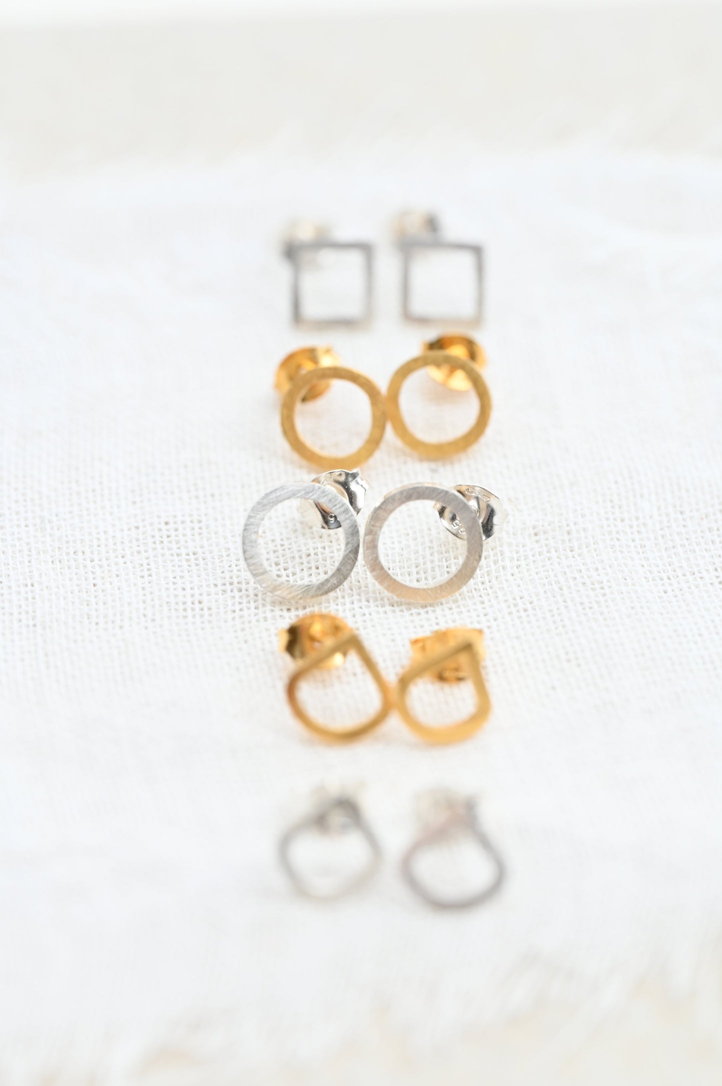 Circle Studs